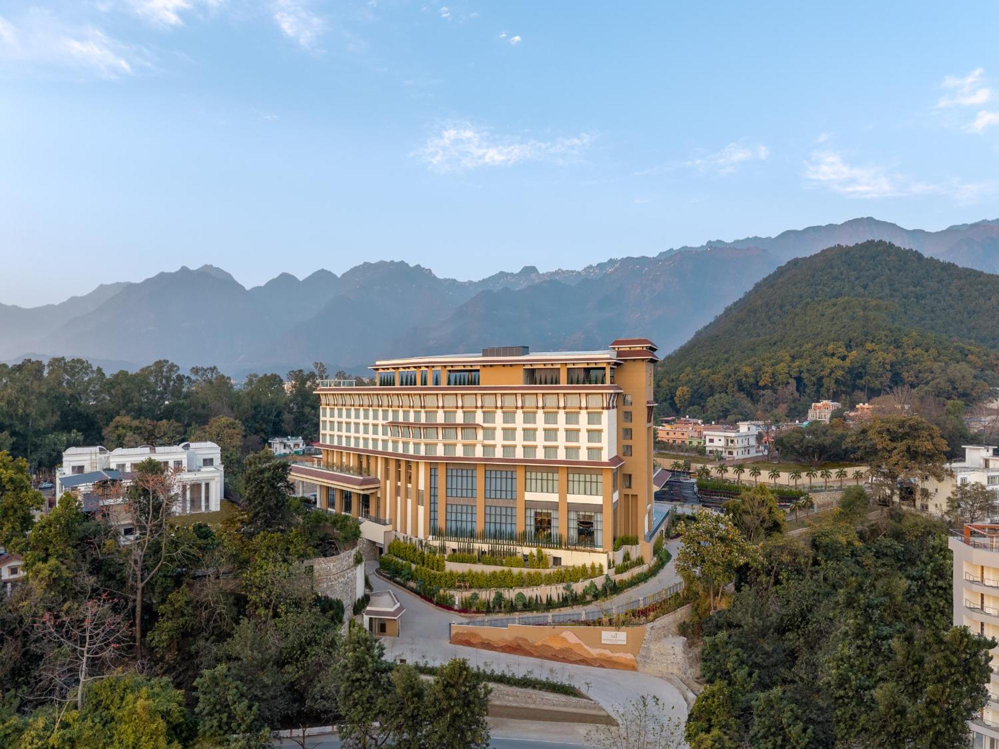 Taj Mussoorie Foothills, Dehradun Hotell Eksteriør bilde