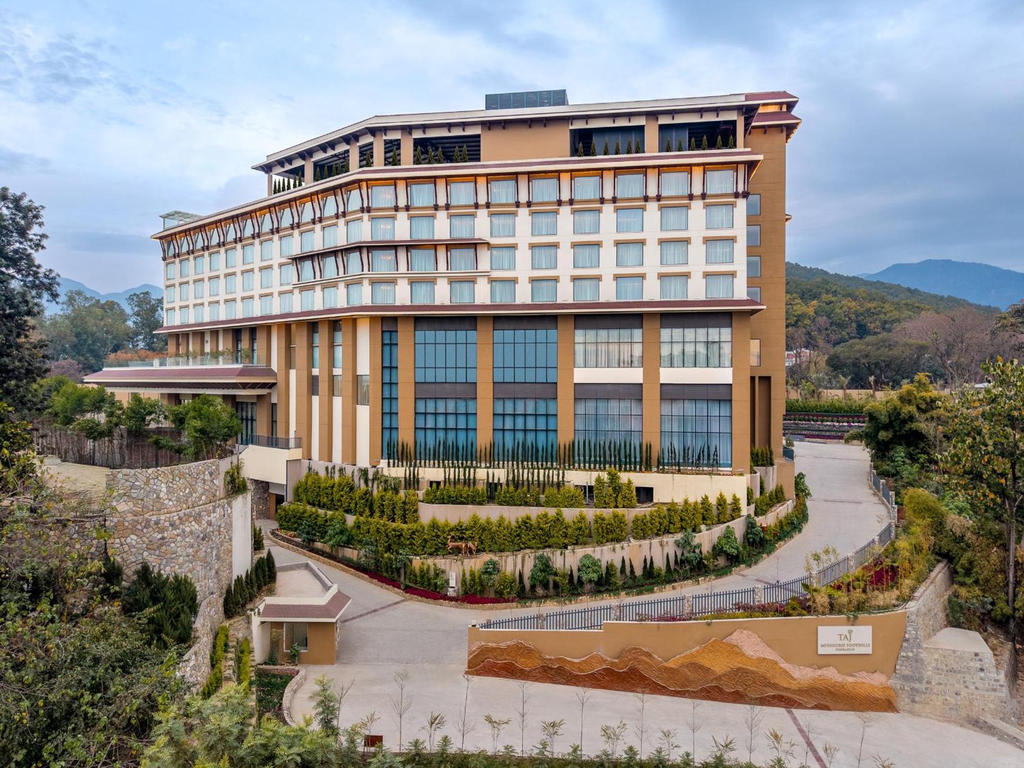 Taj Mussoorie Foothills, Dehradun Hotell Eksteriør bilde
